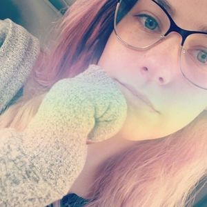 Meet your Posher, Hailey